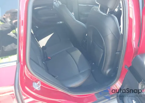 2021 Mini Clubman Cooper S z USA, uszkodzony, nr VIN WMWXJ1C01M2P11985